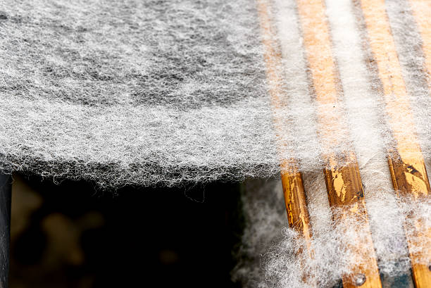 Breathable wool base layer material