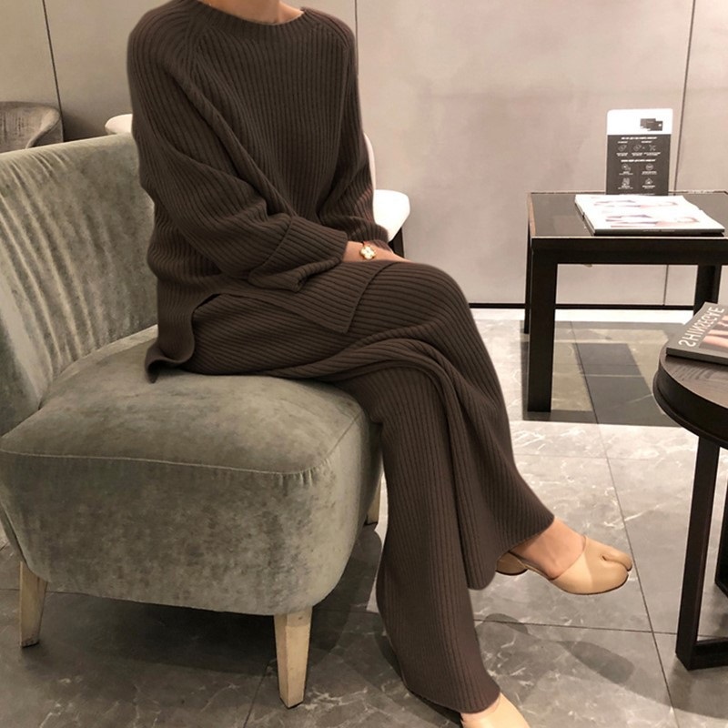 Logo Knit Sweater Set Women Top Trousers 2 Piece custom women knitwear OEM ODM manufacturer