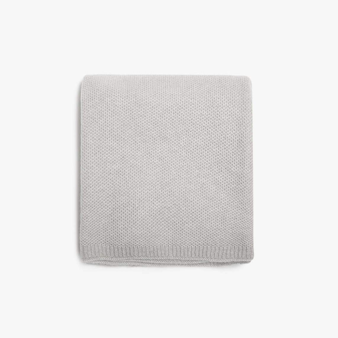 Custom Cashmere Knit Baby Blanket Super Soft Pure Color - Image 1 cashmere knit baby blanket super soft pure color for custom baby knitwear OEM ODM supplier